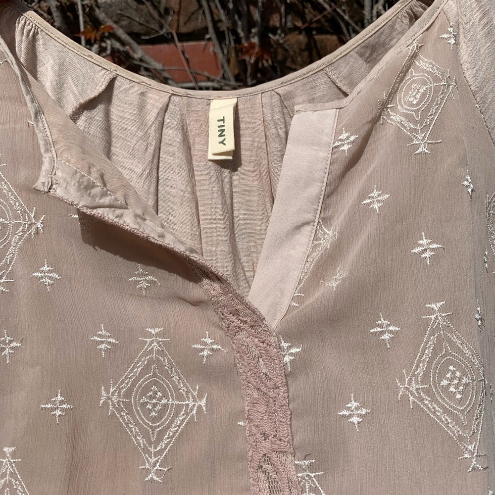 Anthropologie • Tiny - blouse - Picture 3 of 5